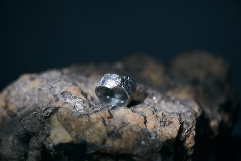 Mine Gold Melt Ring