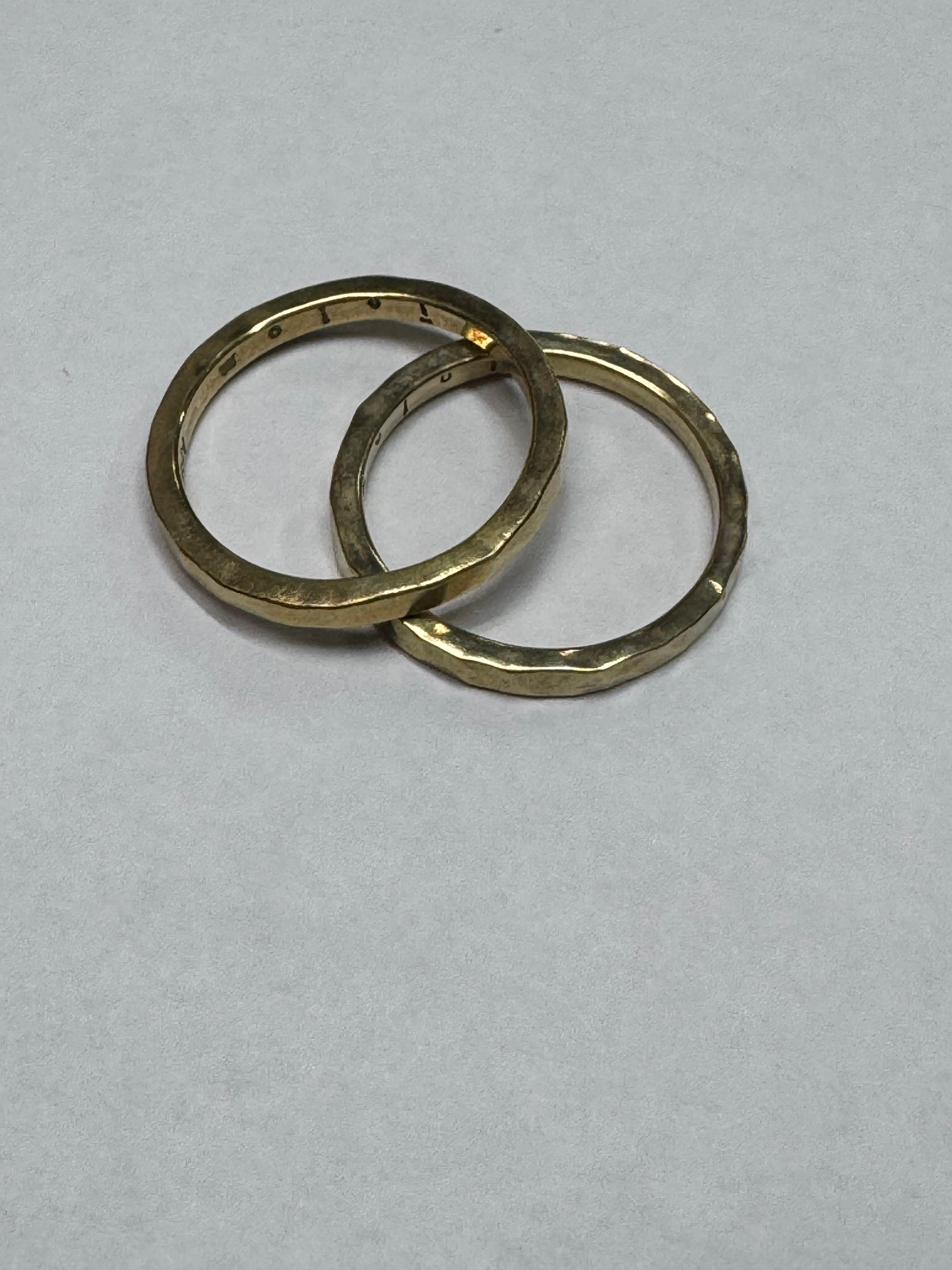 2.1mm × 1.8mm  Sqaure Hammer texture  Ring