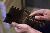 Minimal folded wallet − KUDU −