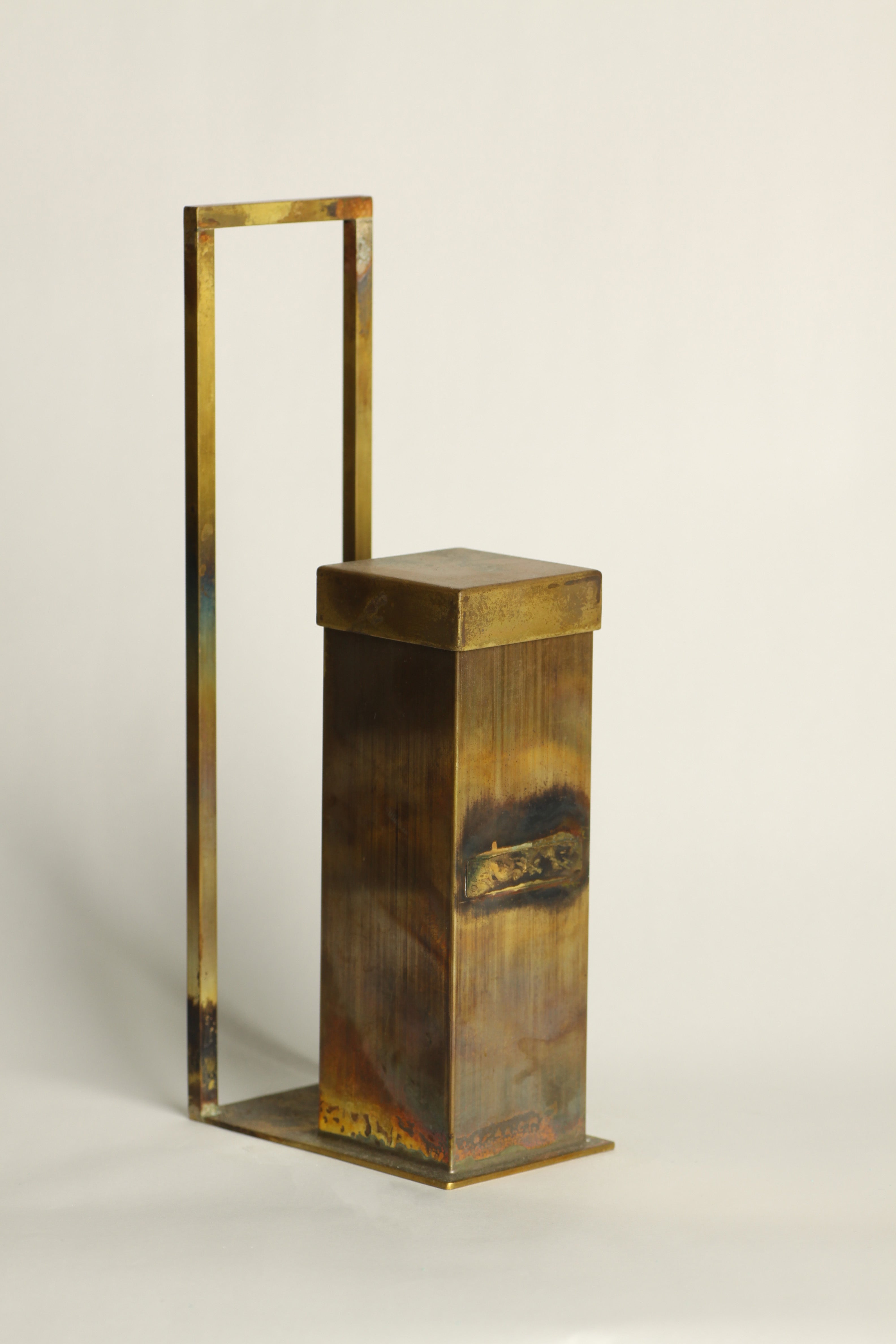 Flame Square pillar flower vase